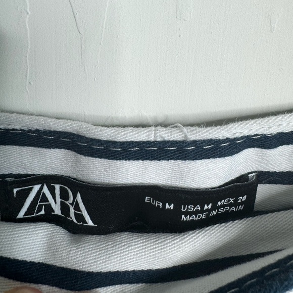 Zara white/ navy ruffled hem shorts - Picture 5 of 5